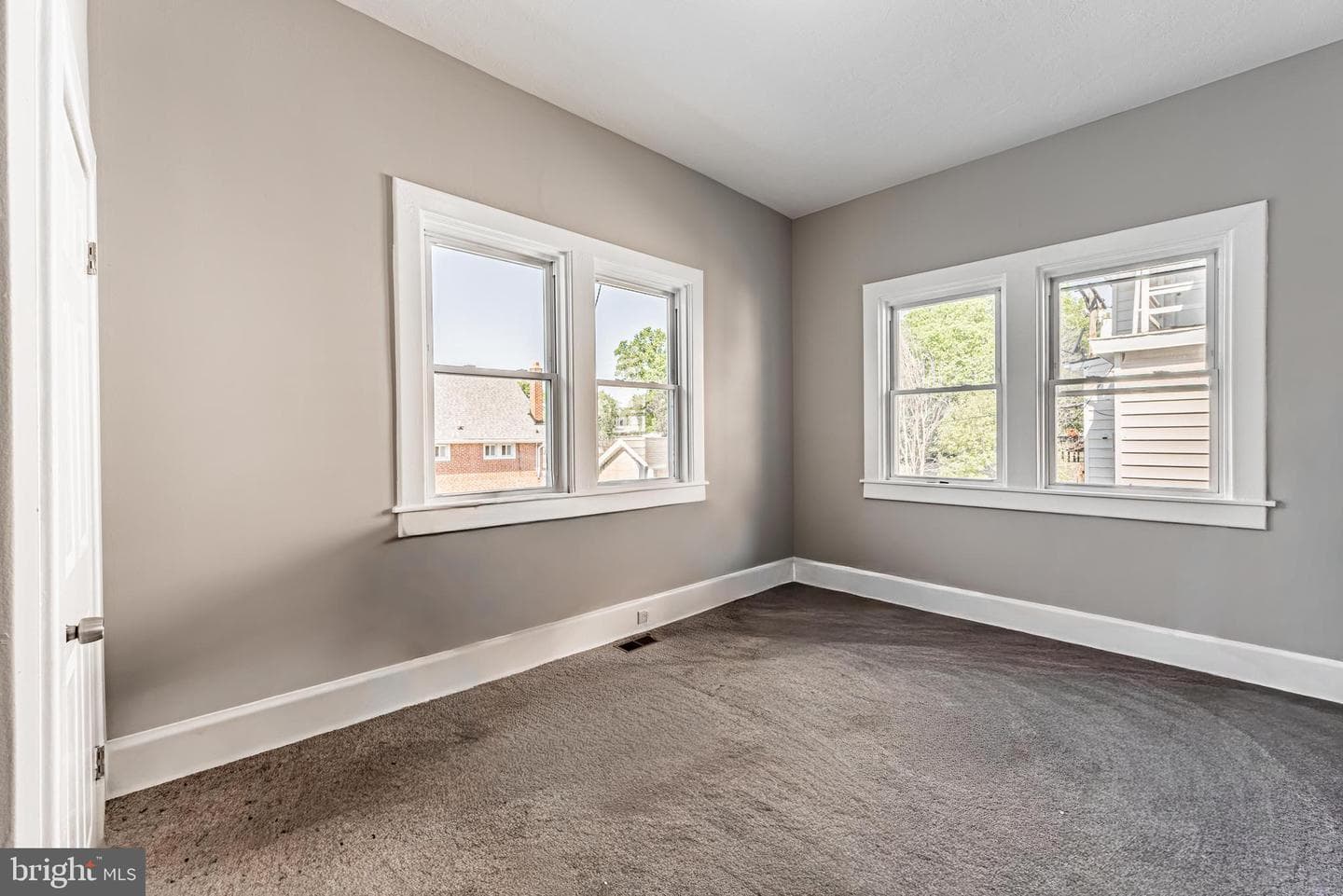 1008 Walnut Avenue photo 9