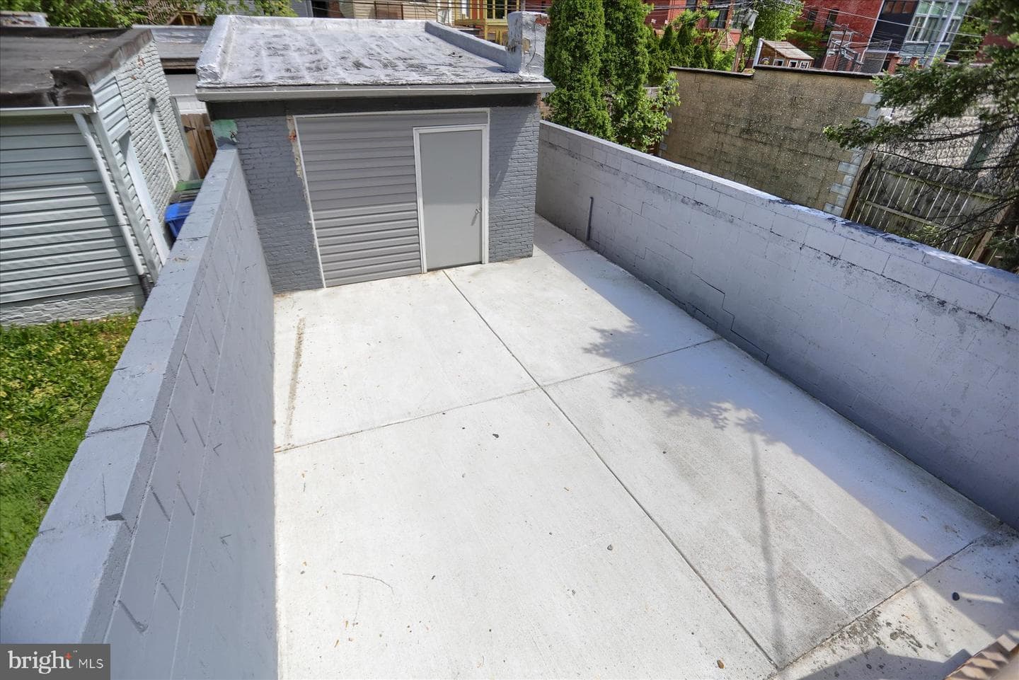 1811 Madison Avenue photo 35