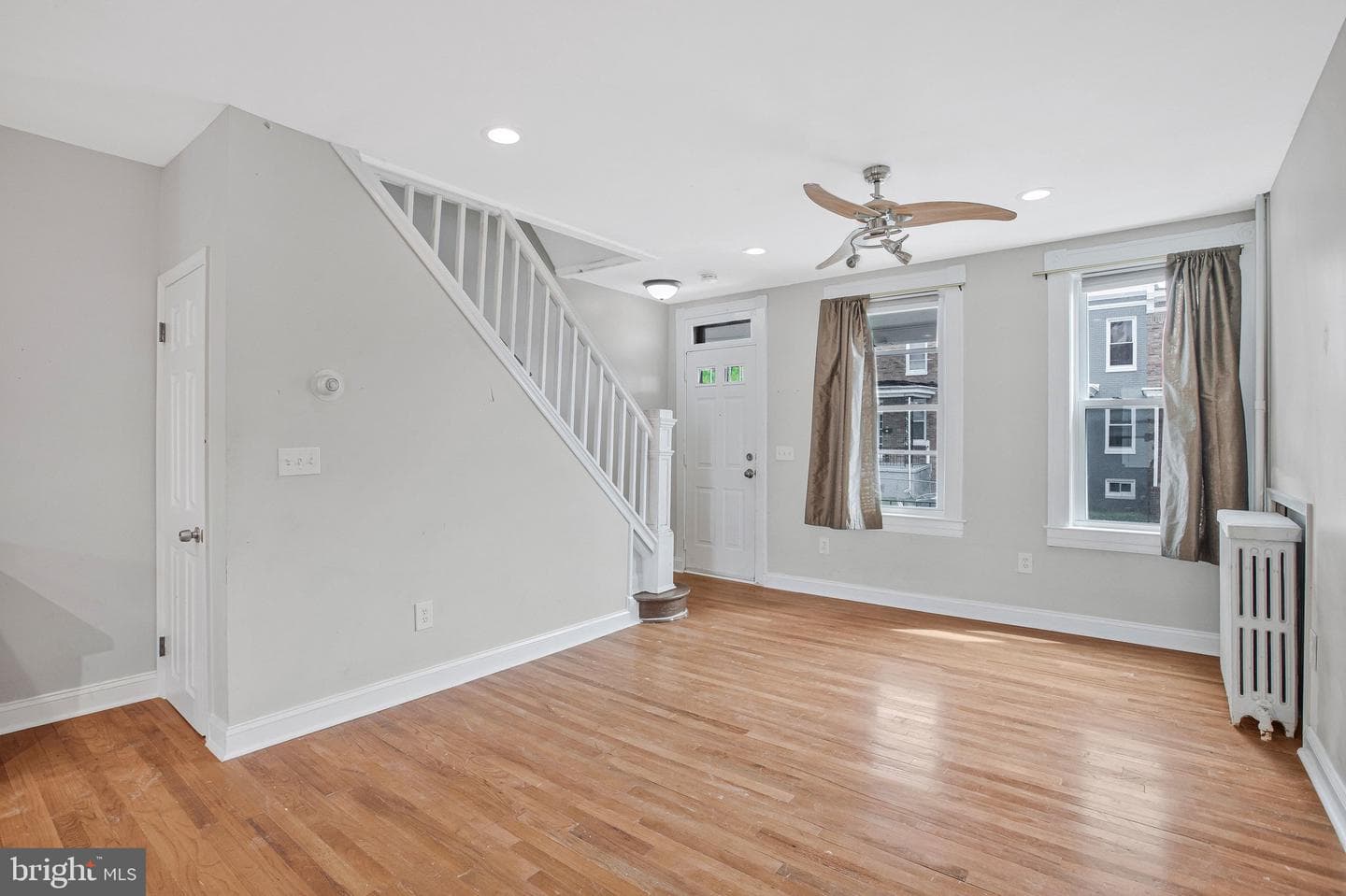 40 N Abington Avenue photo 15