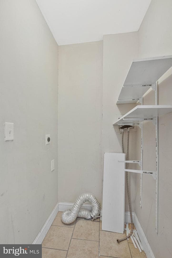 40 N Abington Avenue photo 21