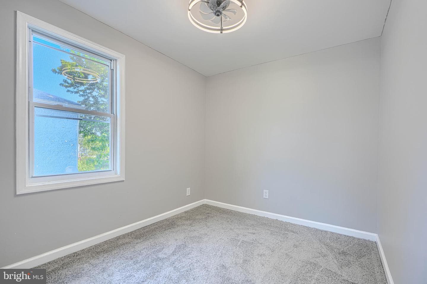 5423 Remmell Avenue photo 31
