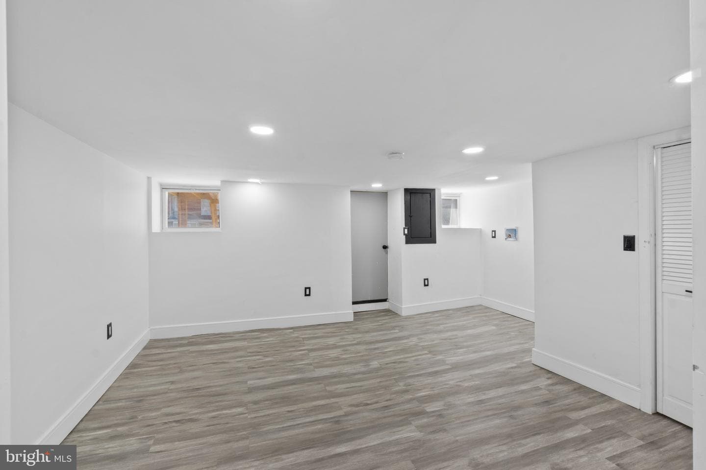 2627 Garrett Avenue photo 25