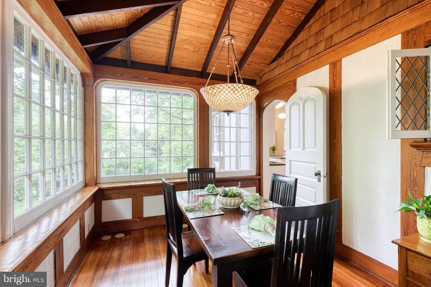 501 Woodlawn Road photo 31