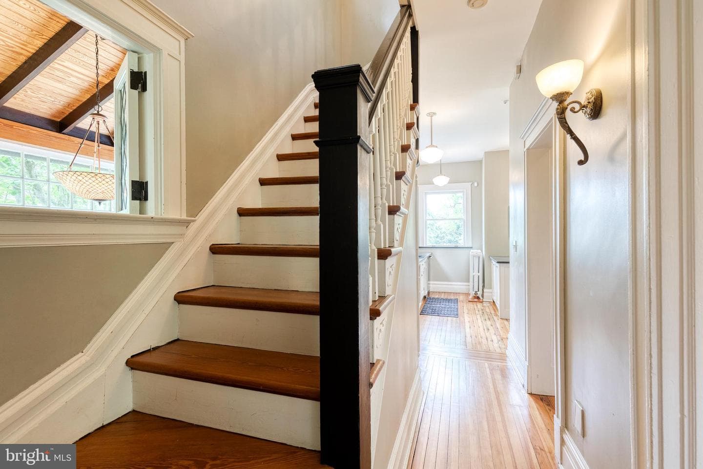501 Woodlawn Road photo 32