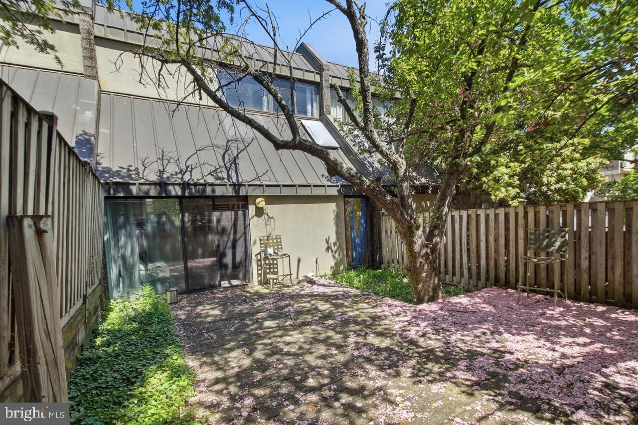 2303 Pennyroyal Terrace photo 19