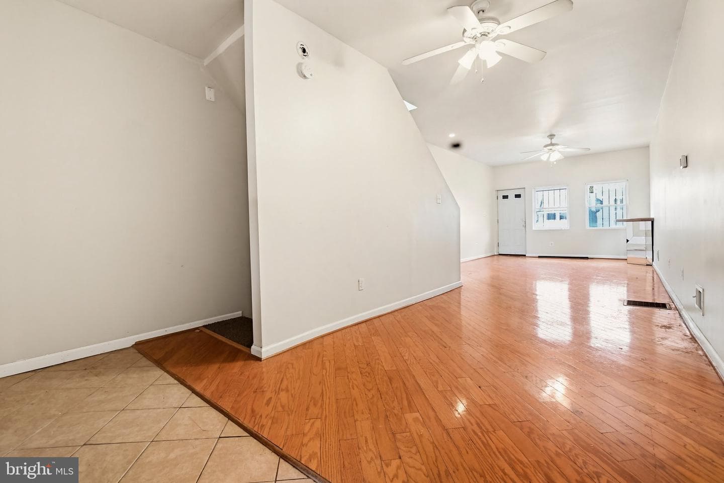 1721 E Oliver Street photo 8