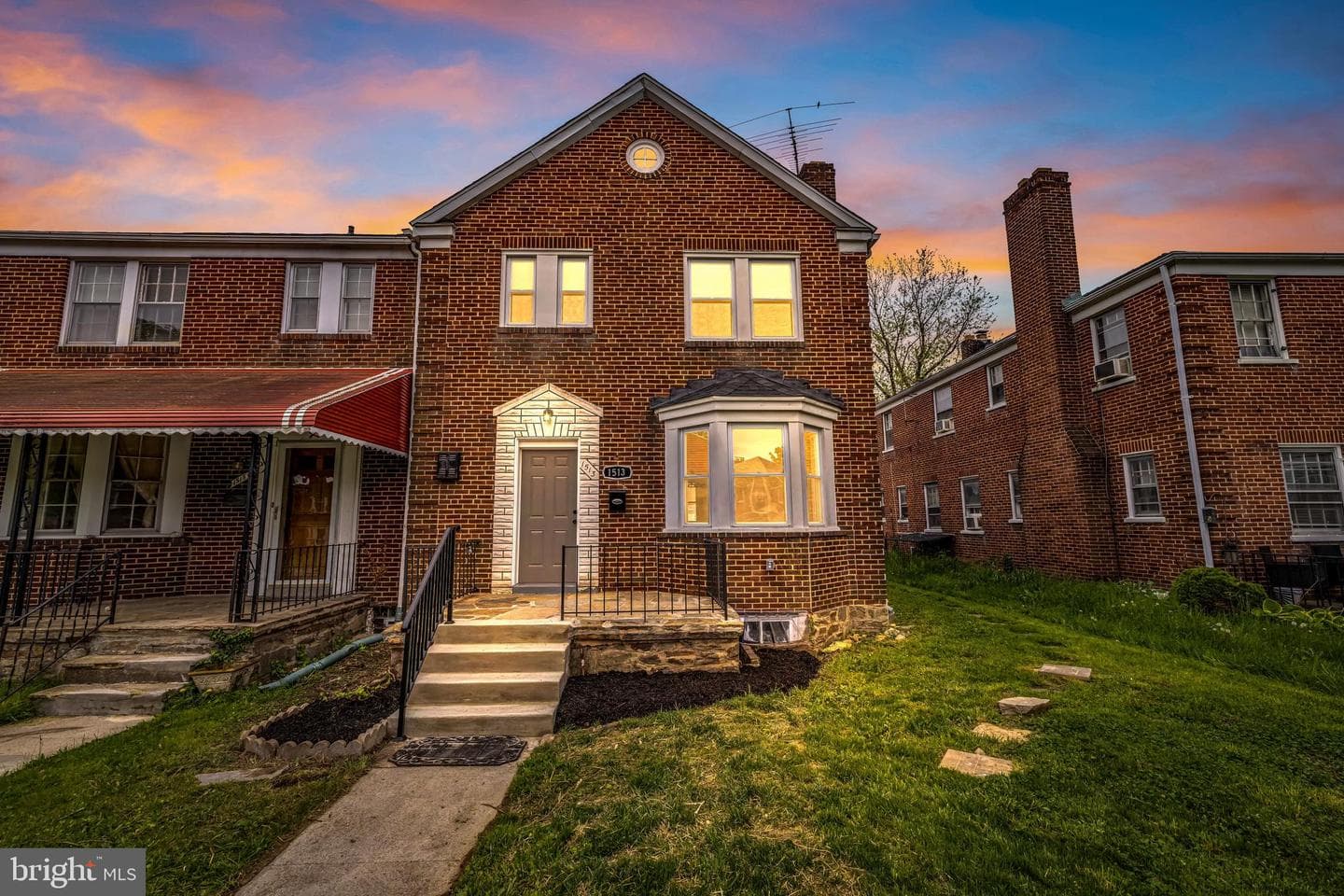 1513 Kingsway Road photo 40
