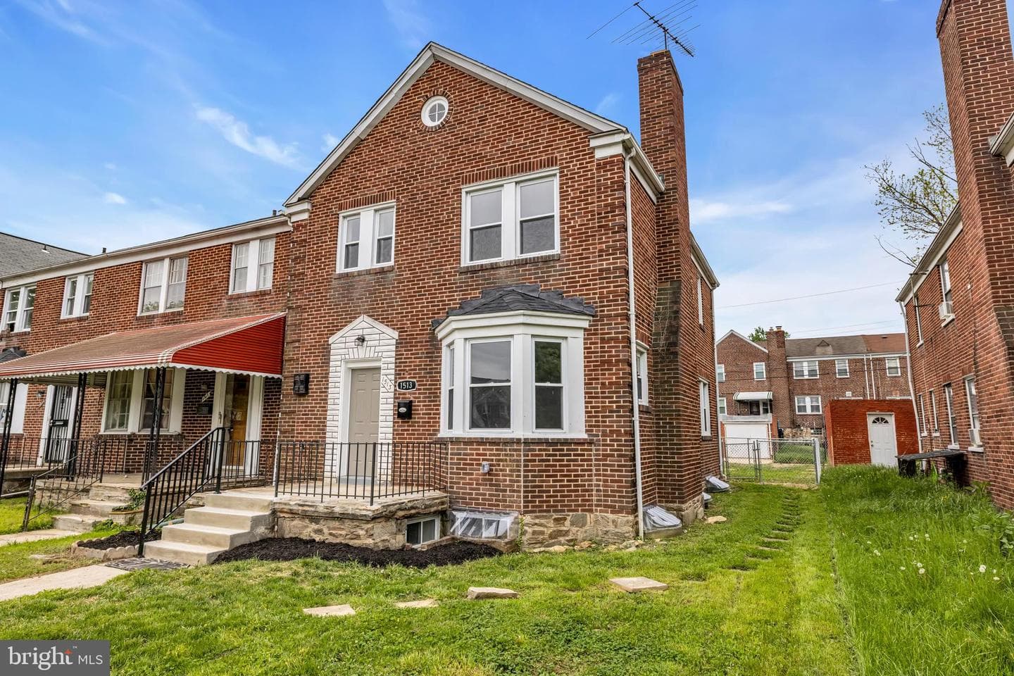 1513 Kingsway Road photo 43