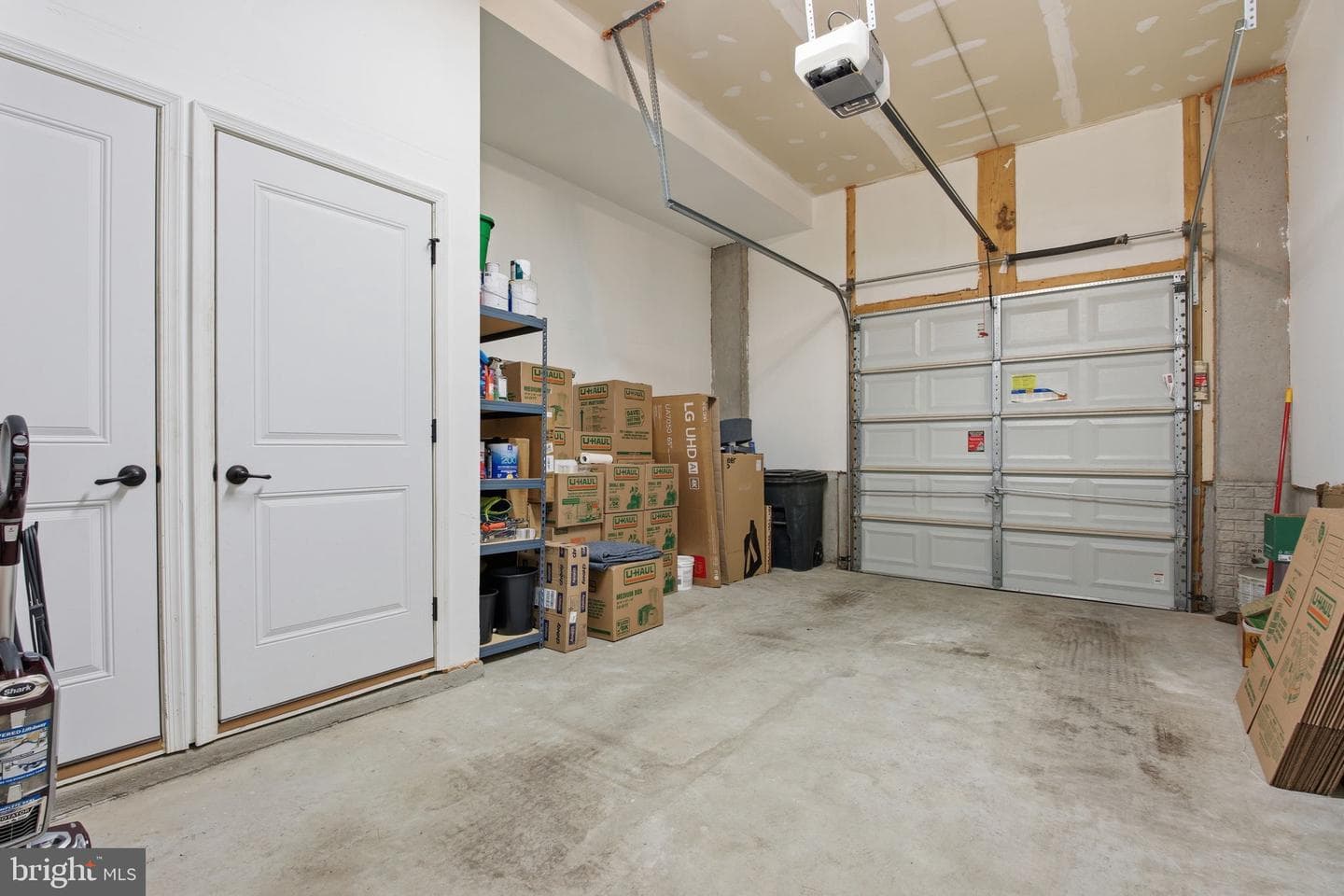 928 S Macon Street photo 32