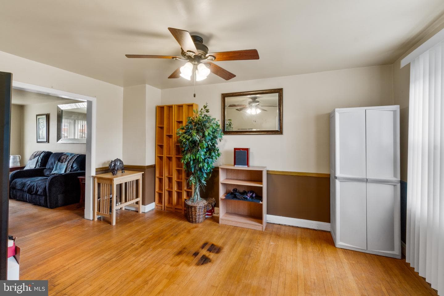 3564 Elmora Avenue photo 6
