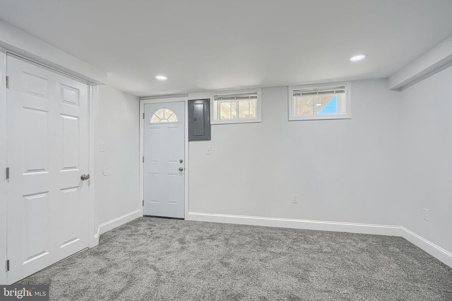 5725 Denwood Avenue photo 22