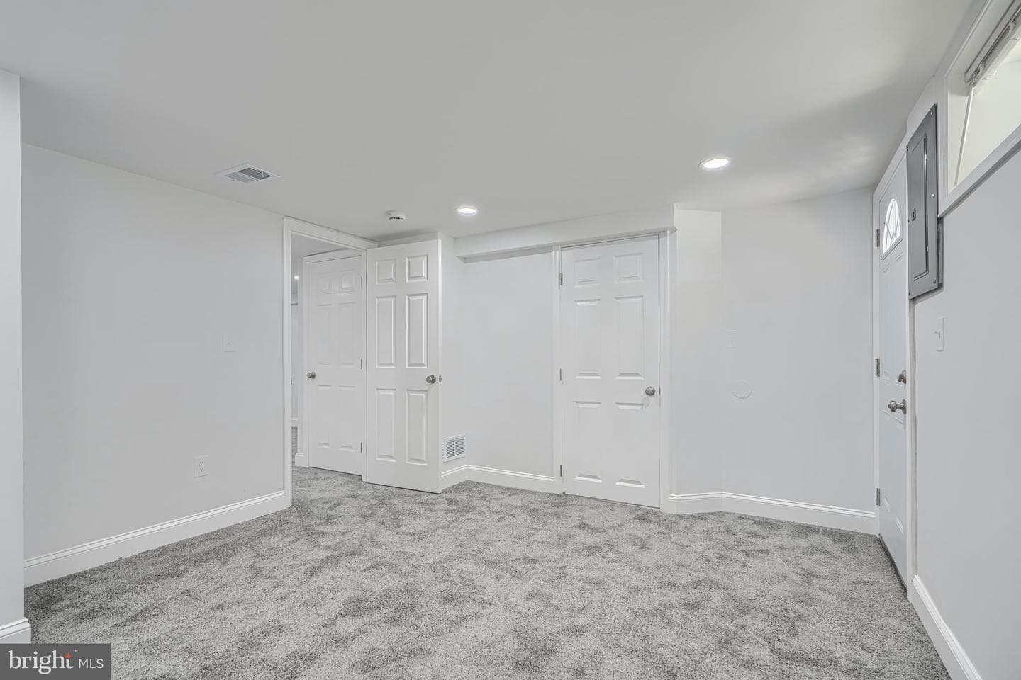 5725 Denwood Avenue photo 23