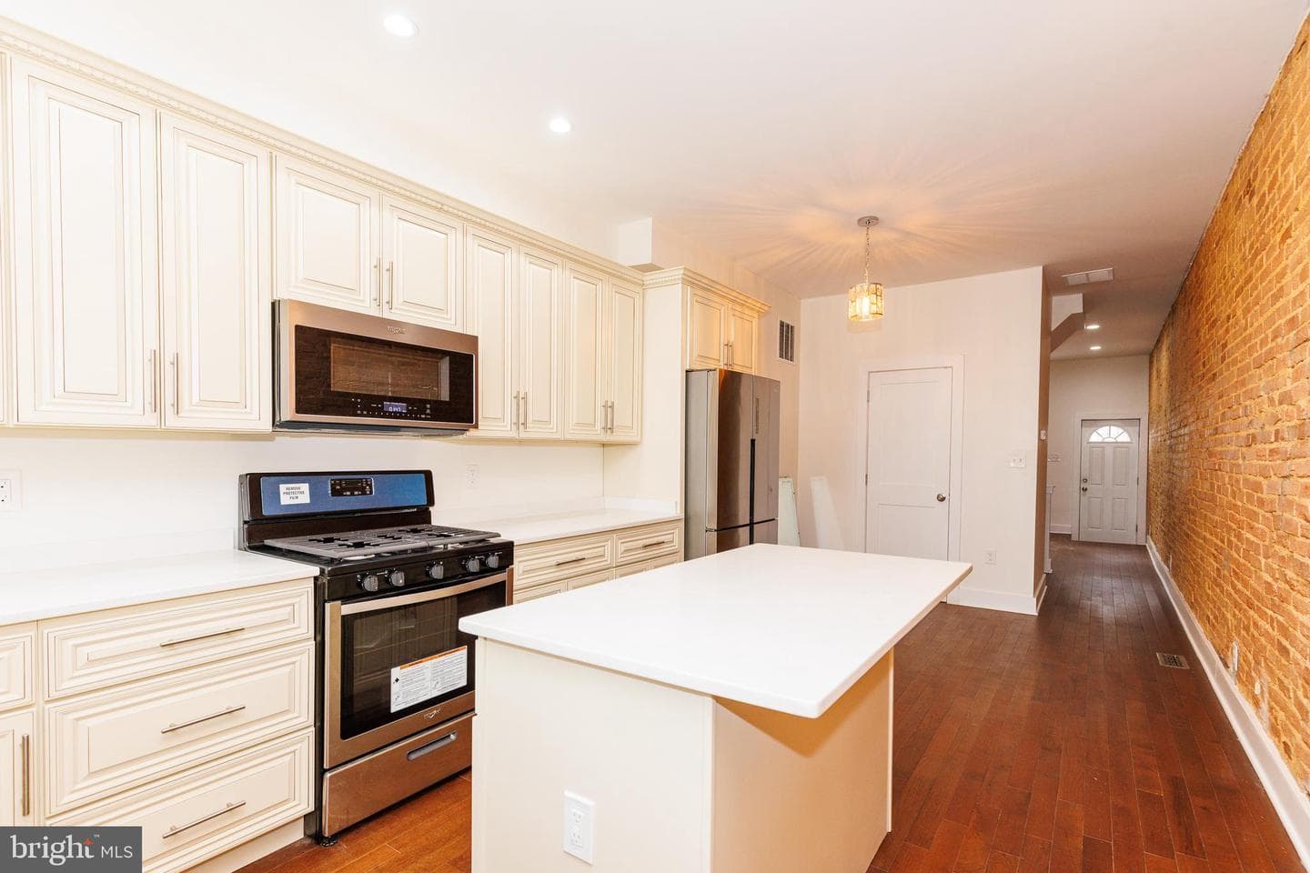 2502 Jefferson Street photo 18