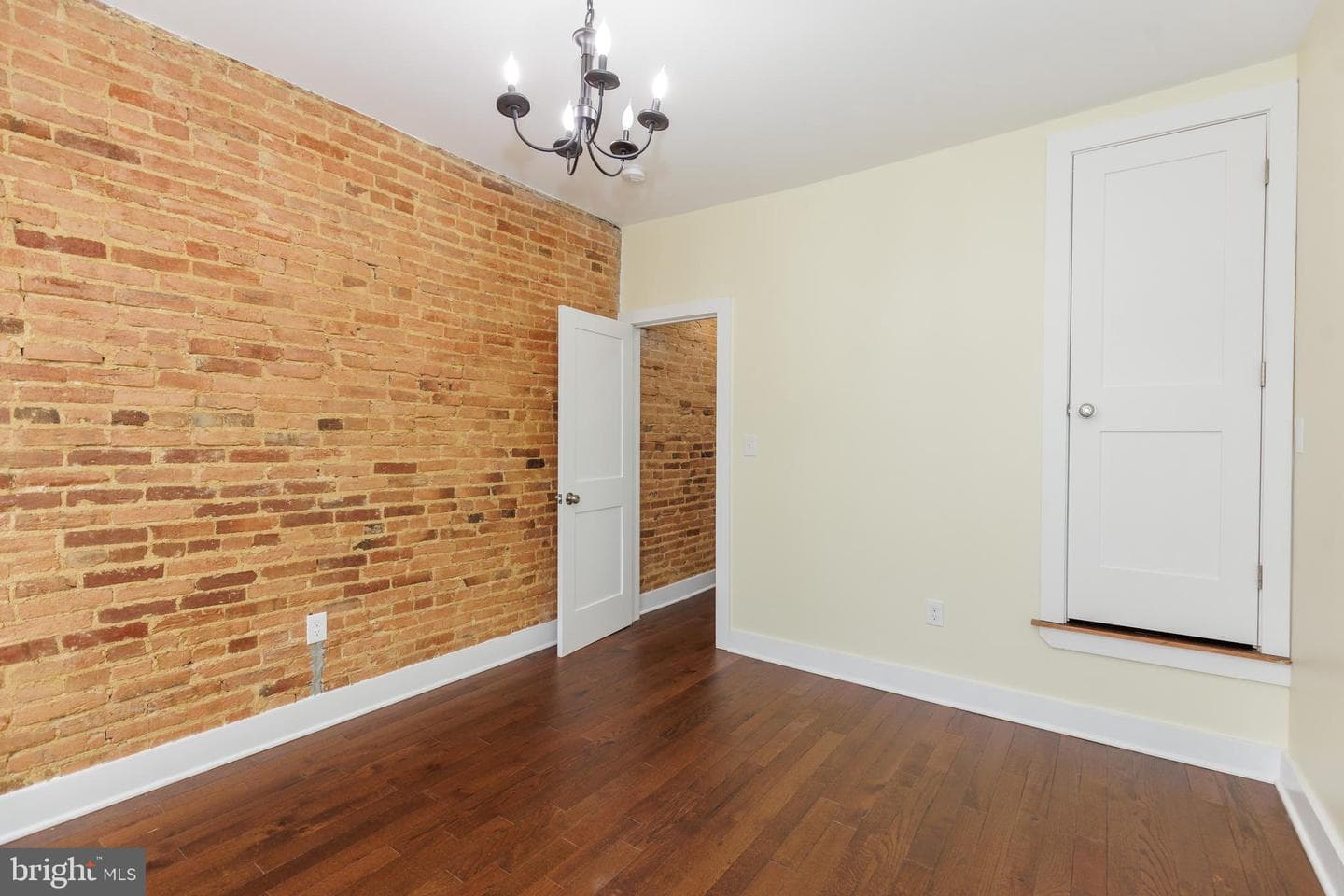 2502 Jefferson Street photo 26