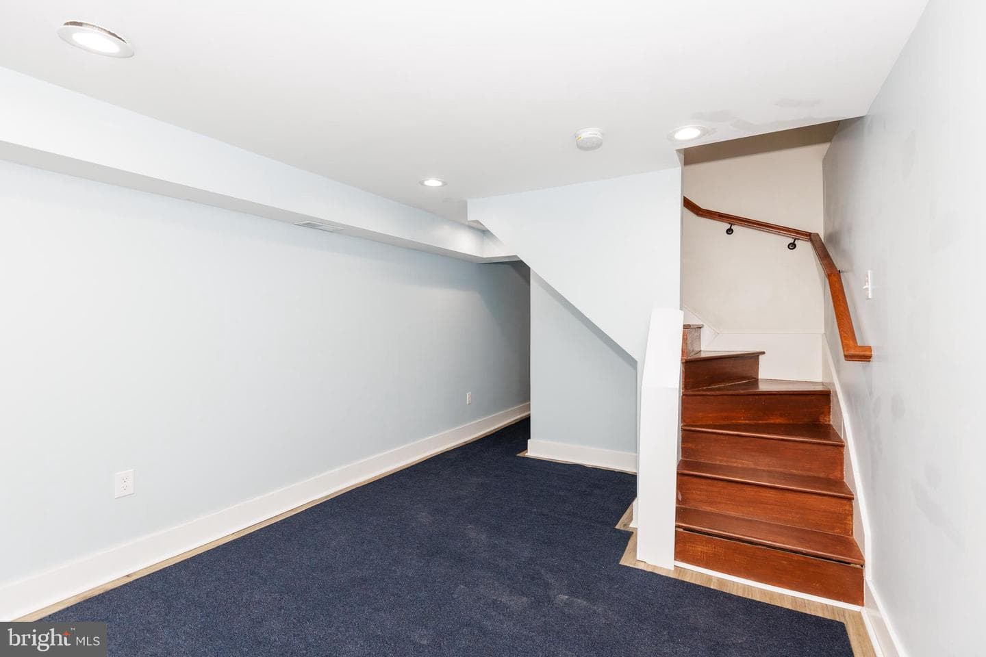 2502 Jefferson Street photo 42