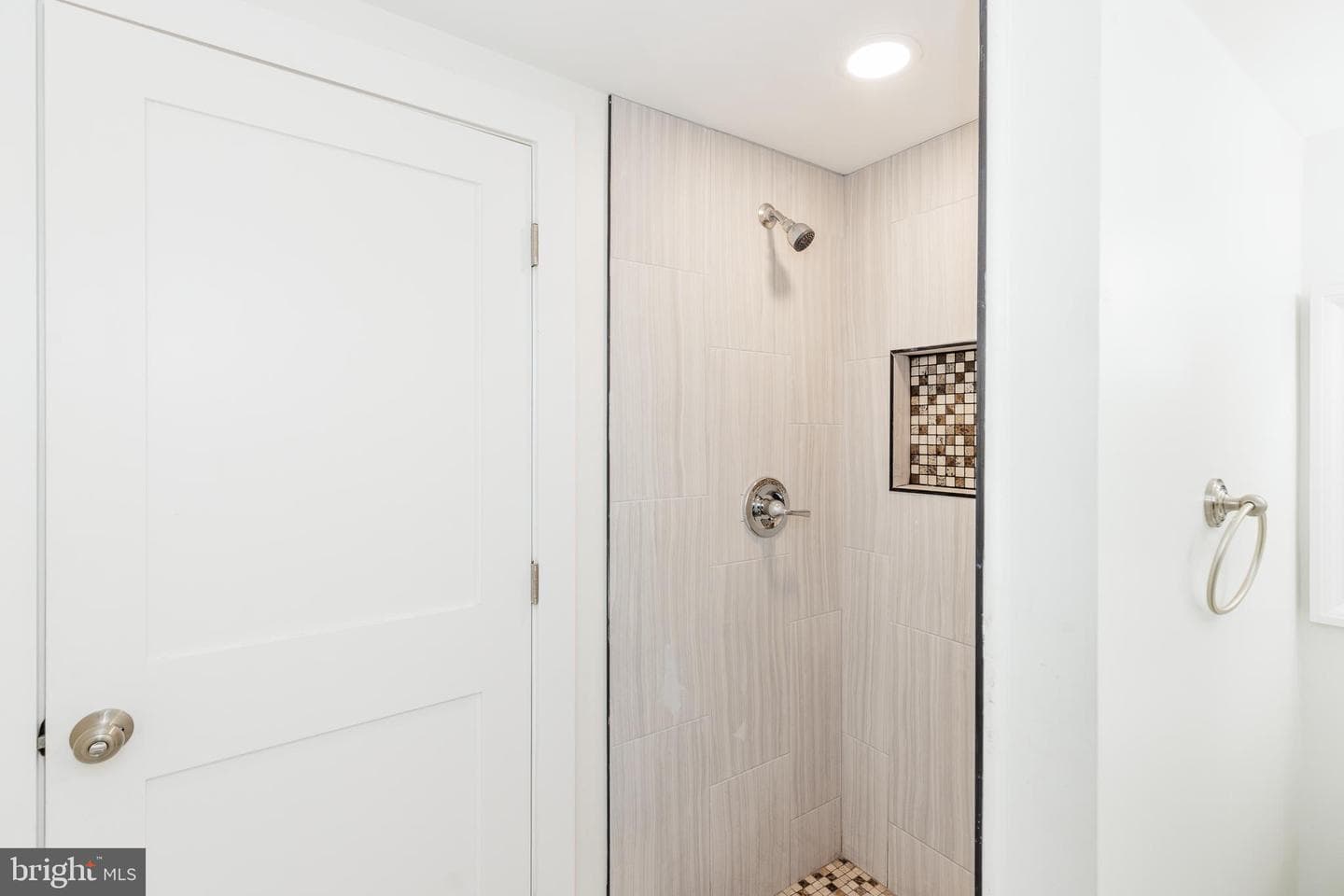 2502 Jefferson Street photo 51