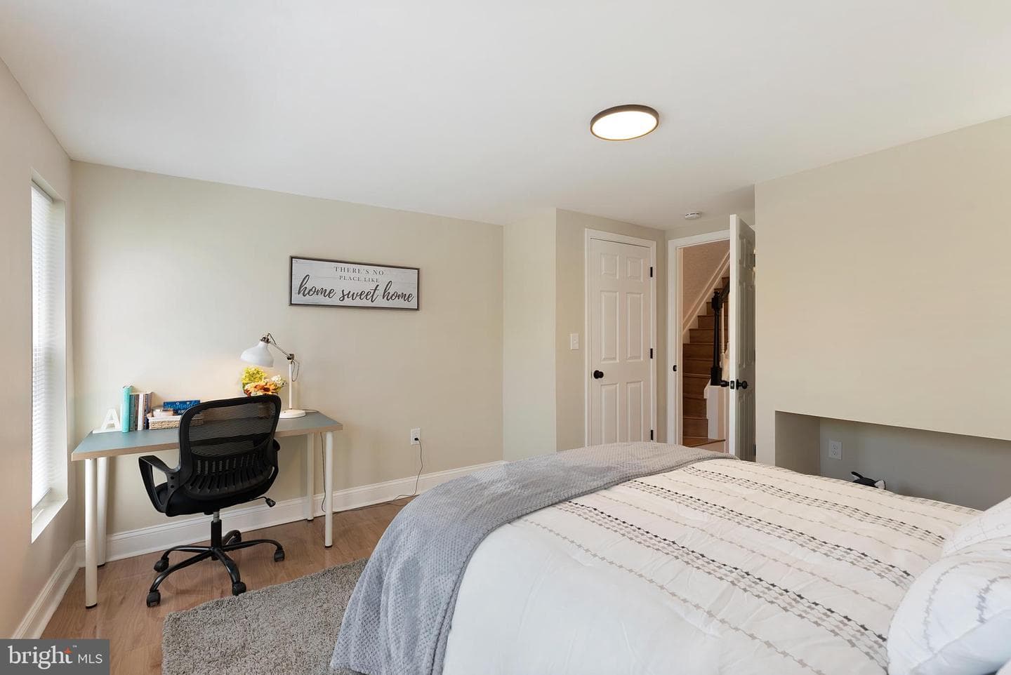1102 Carroll Street photo 19