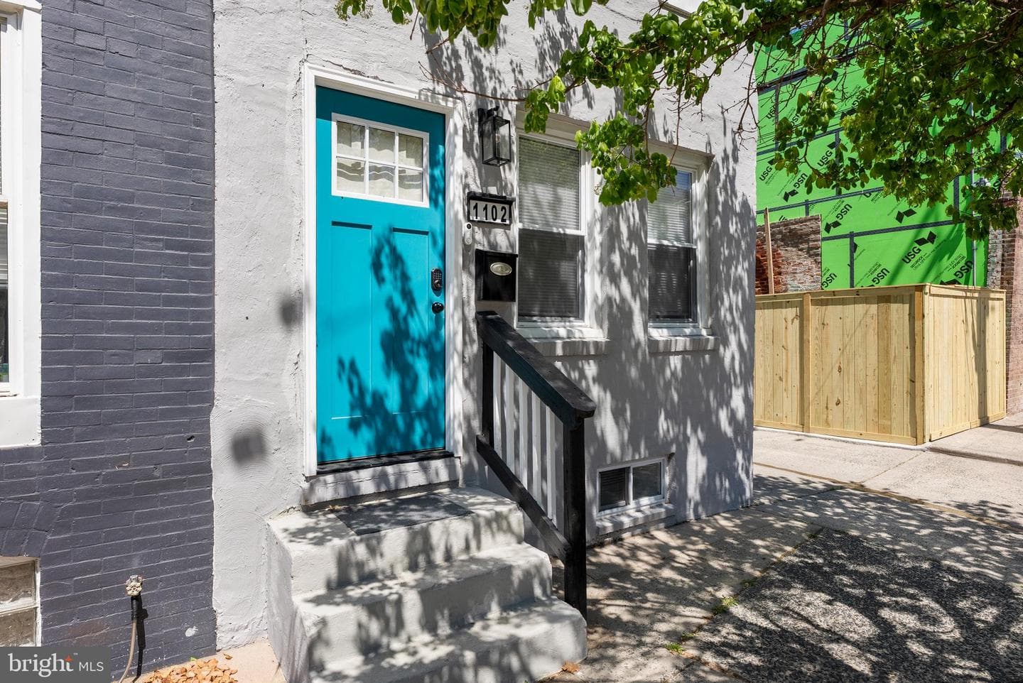 1102 Carroll Street photo 5