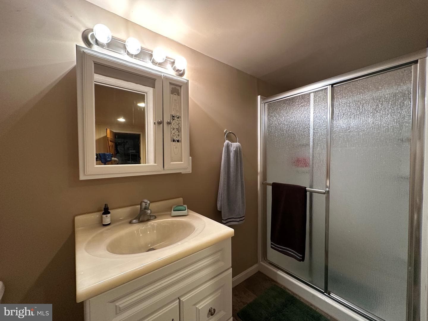 1808 Hillenwood Road photo 20