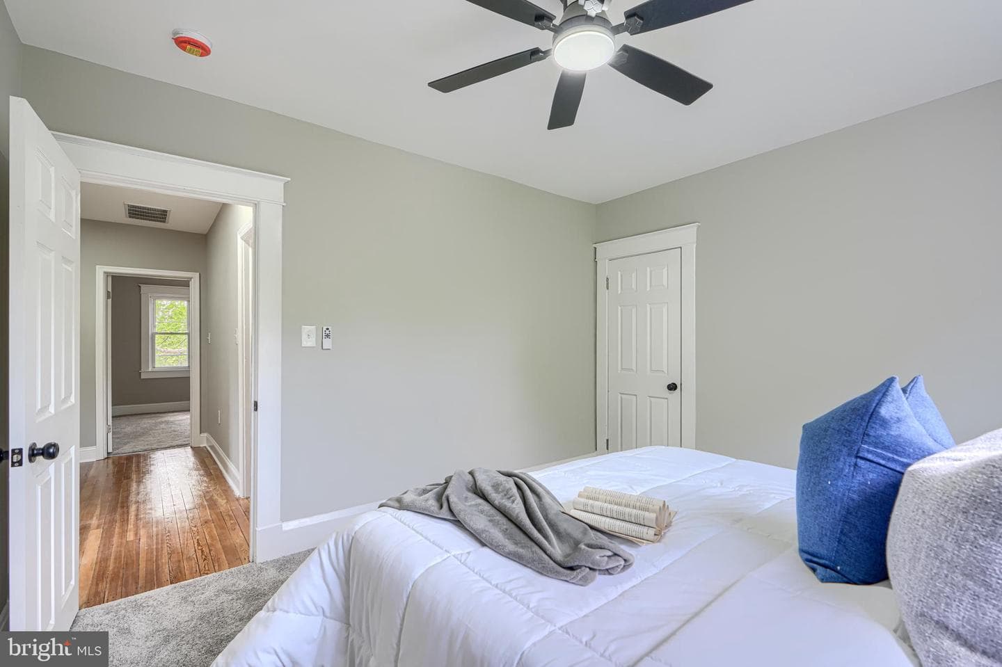 4510 Bayonne Avenue photo 45