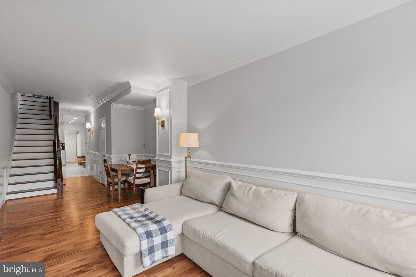 2627 Hudson Street photo 6