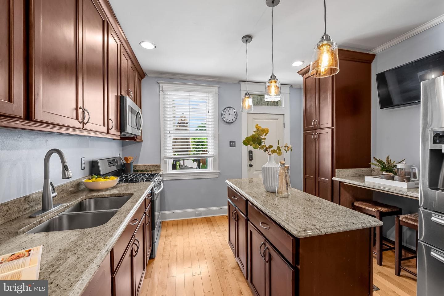 1435 Hull Street photo 11