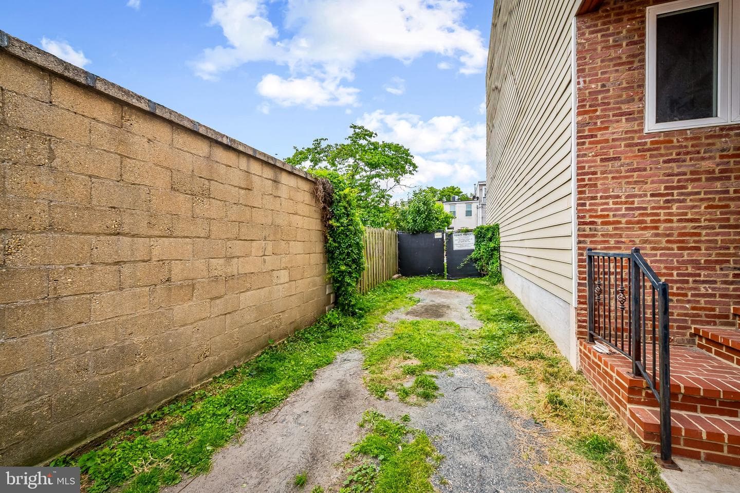 1435 Hull Street photo 36