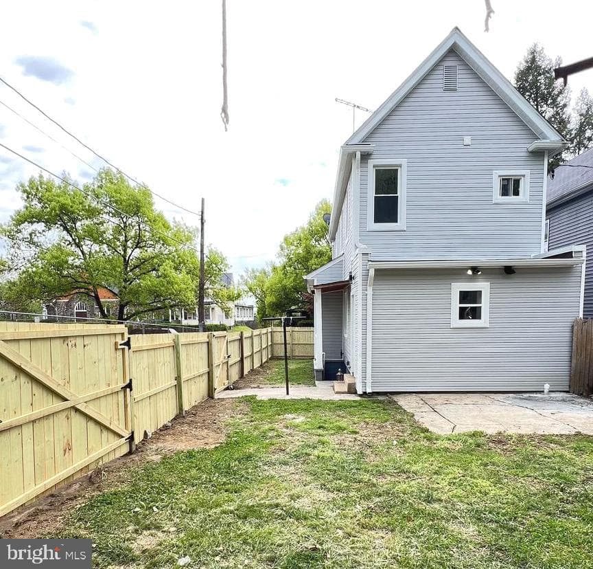 4216 Vermont Avenue photo 43