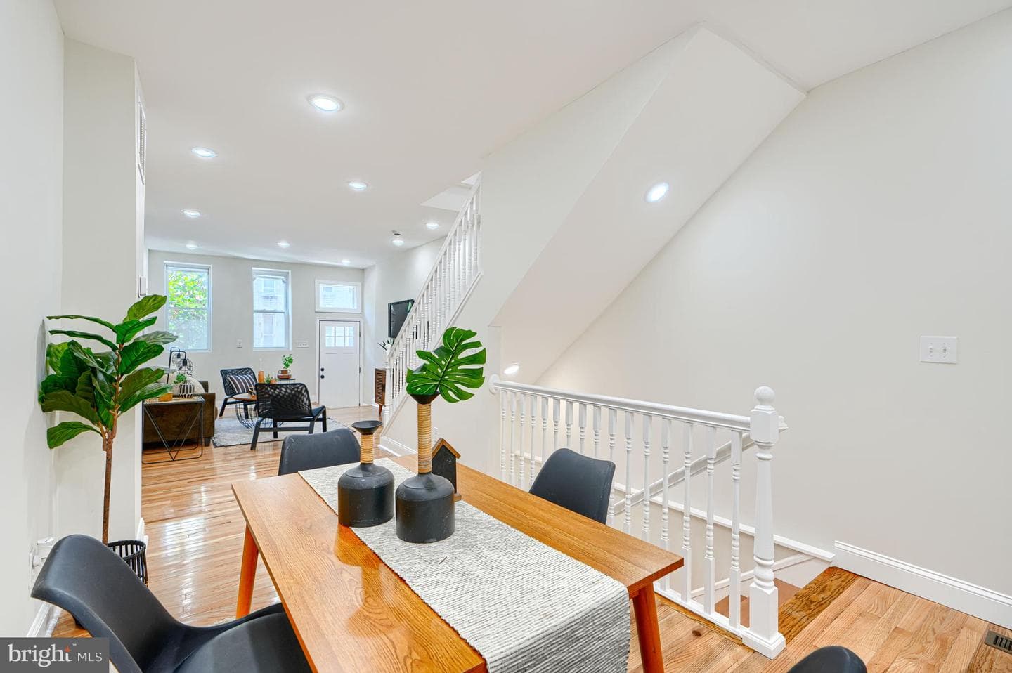 1827 Druid Hill Avenue photo 12