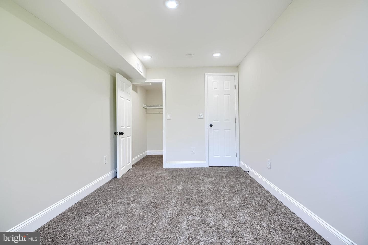 1827 Druid Hill Avenue photo 17