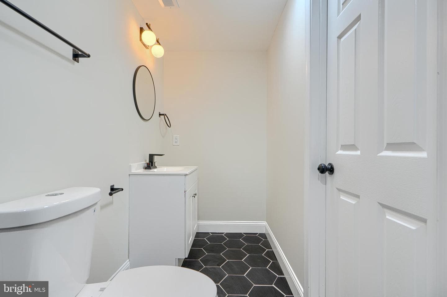 1827 Druid Hill Avenue photo 22
