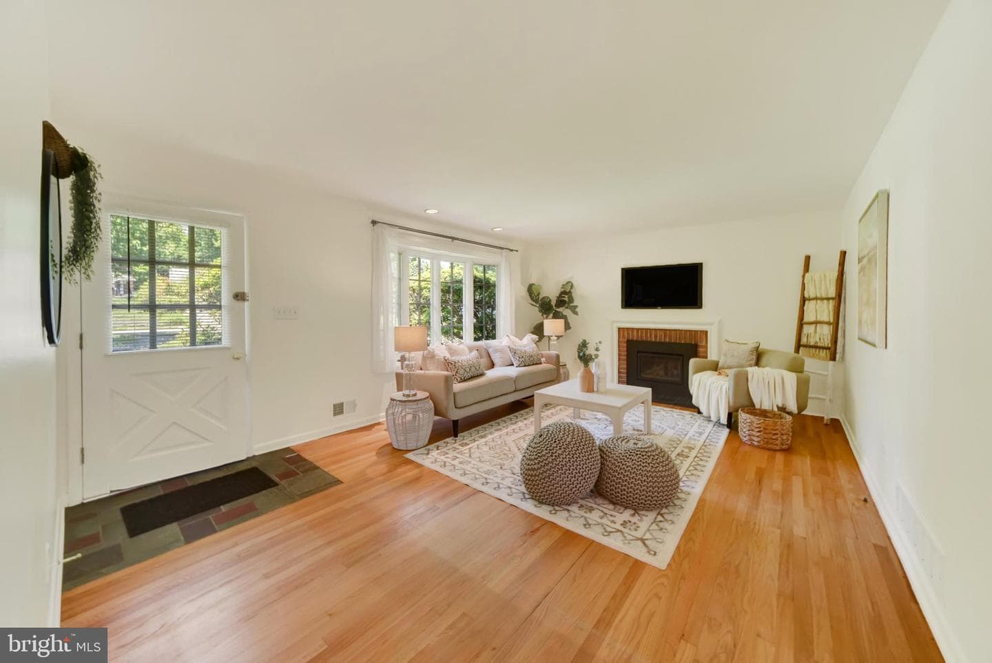 403 Old Orchard Road photo 2
