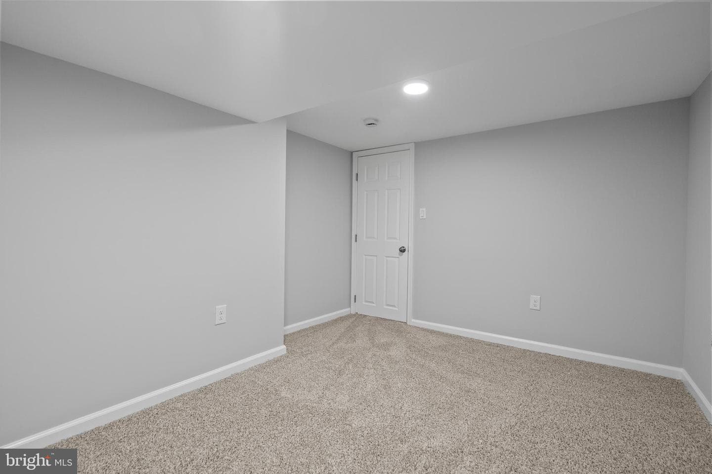 605 N Bentalou Street photo 13