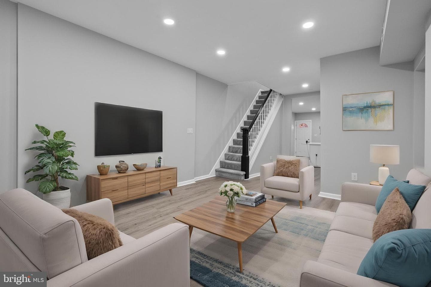 605 N Bentalou Street photo 5