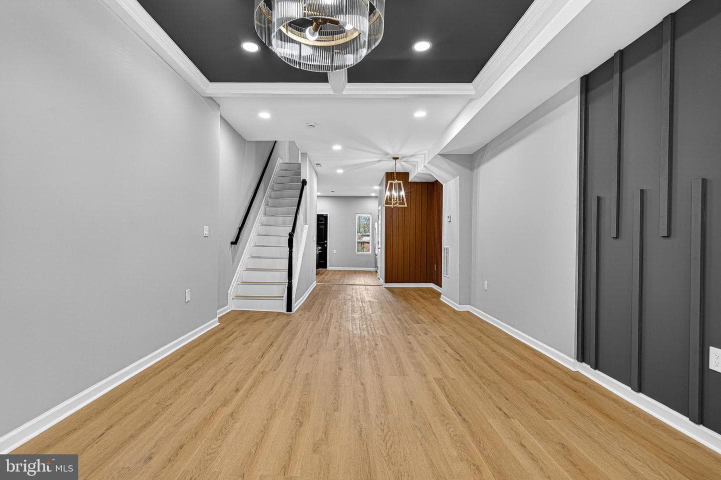 2518 W Fayette Street photo 5