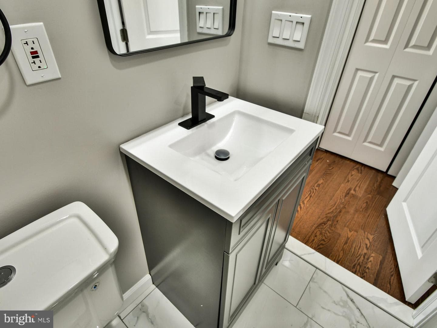 1315 N Washington Street photo 35