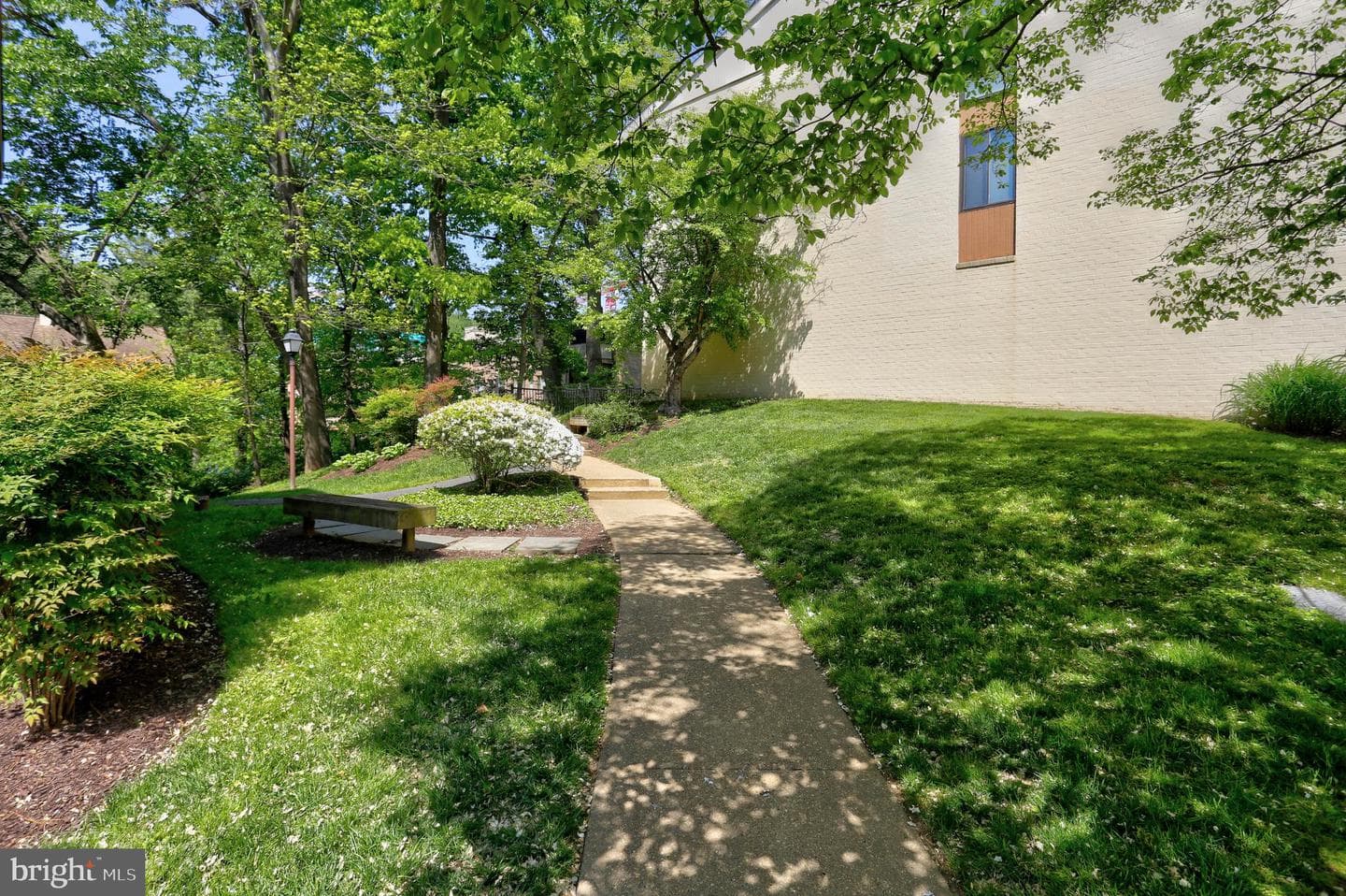 8 Cross Keys Road #8f photo 35