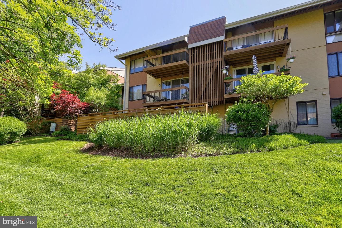 8 Cross Keys Road #8f photo 37