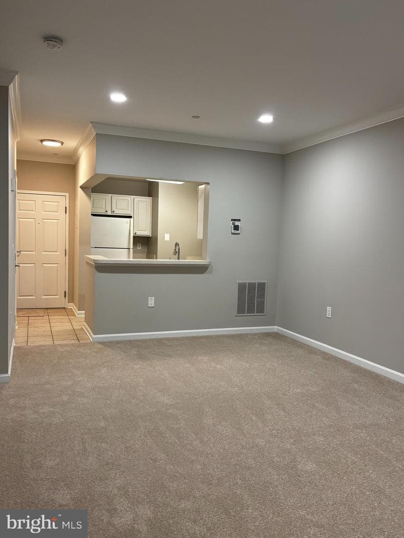 23 Pierside Dr # 130 photo 6