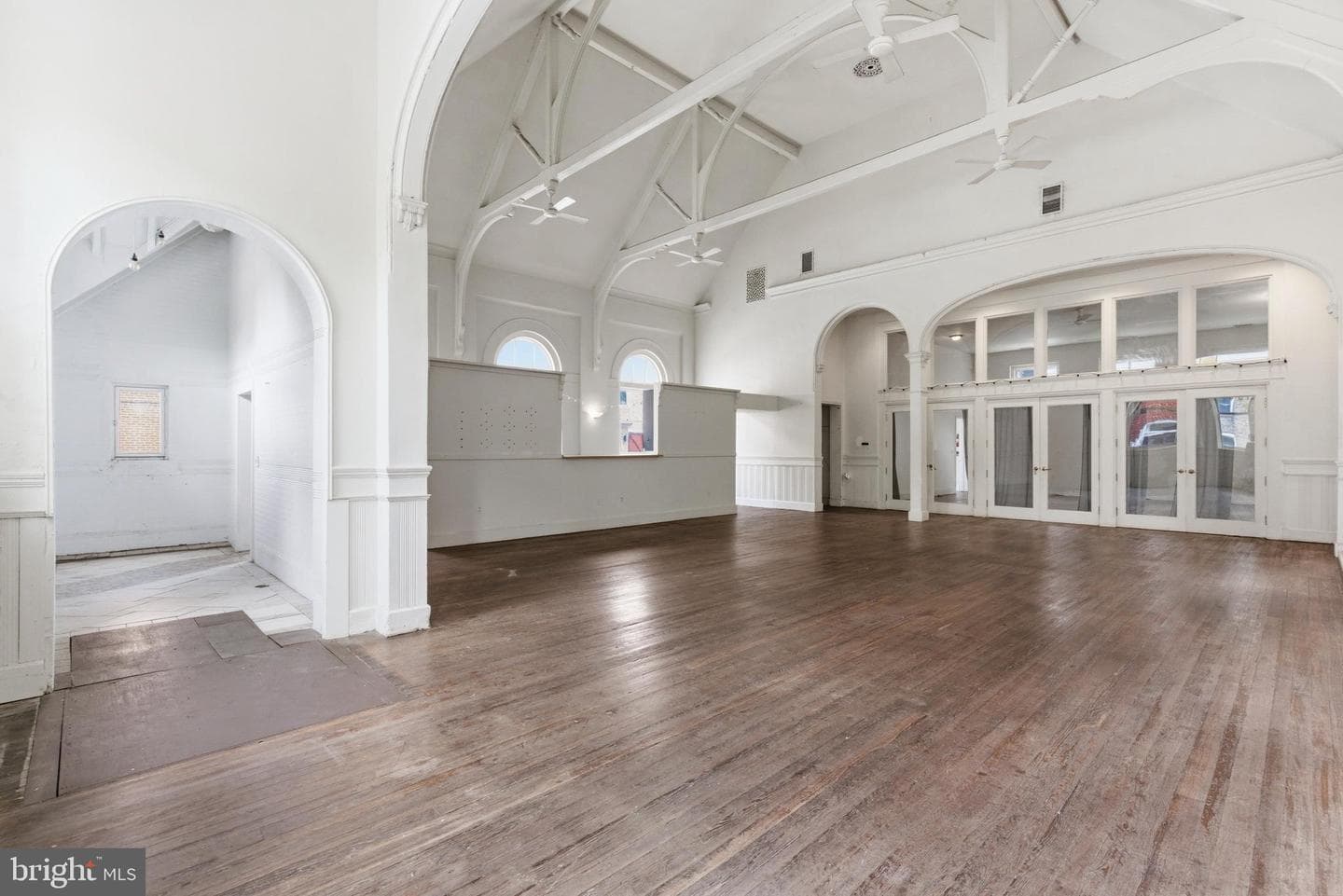 1401 Light St photo 4