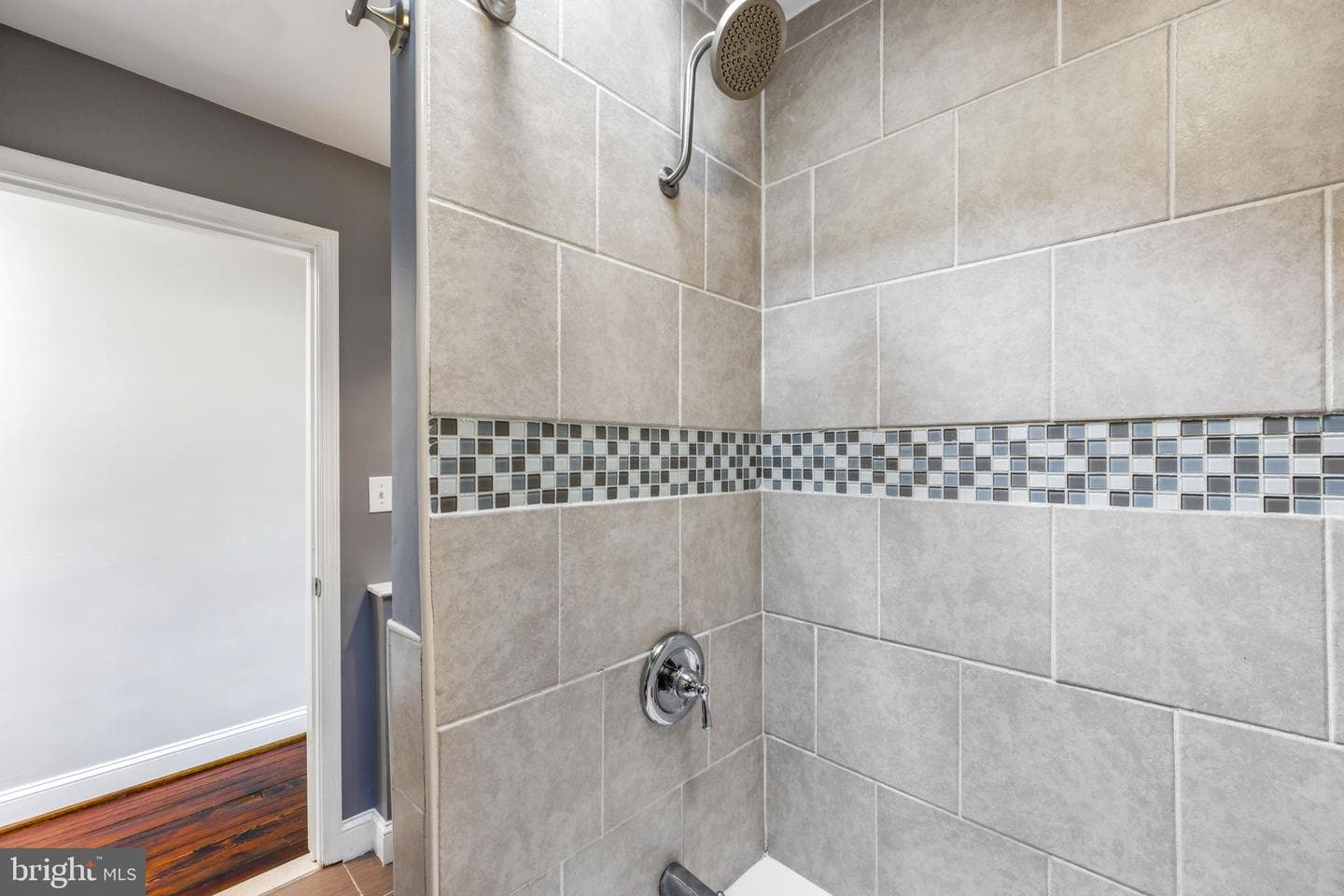 606 W 36th Street photo 30