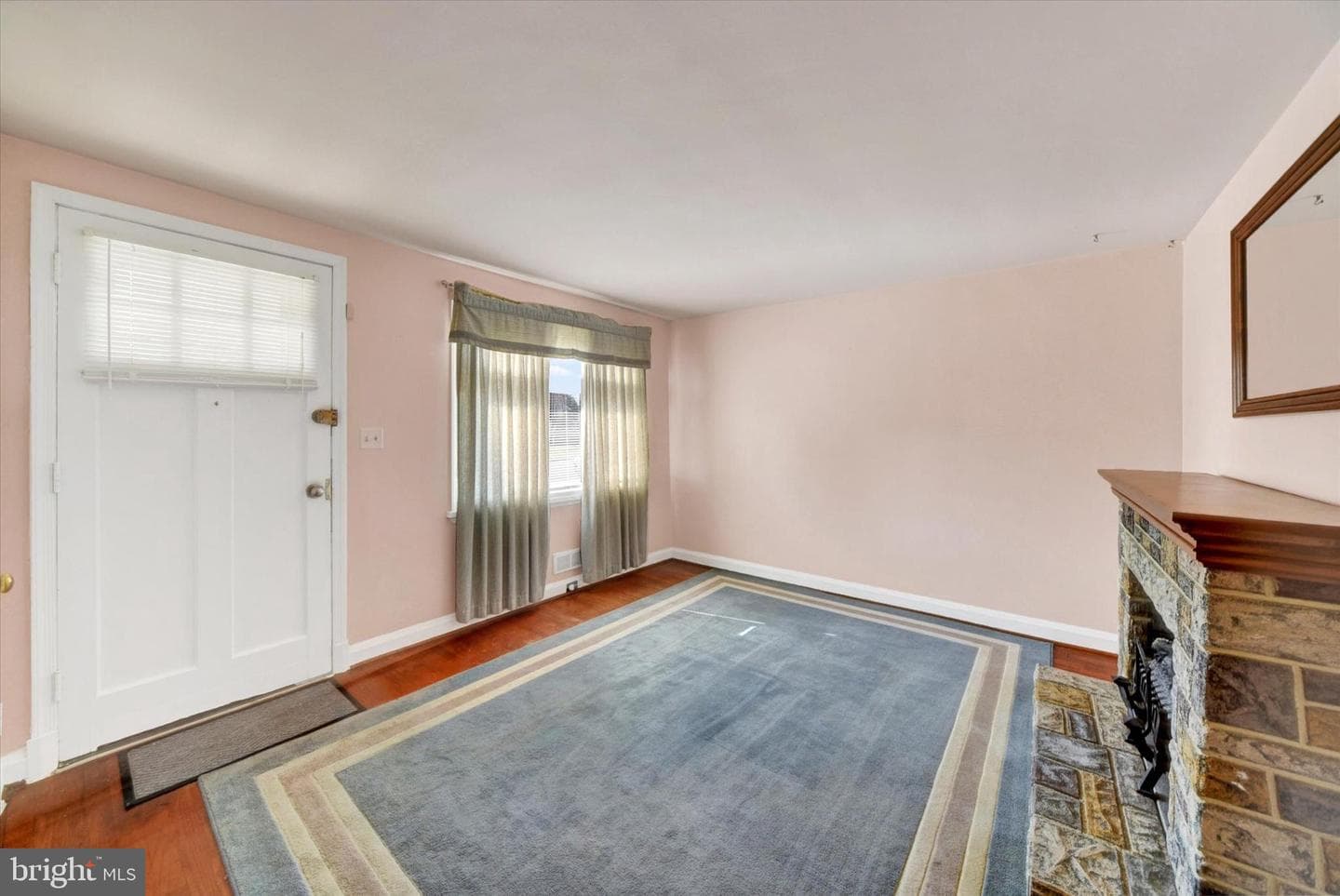 714 Bethnal Road photo 6