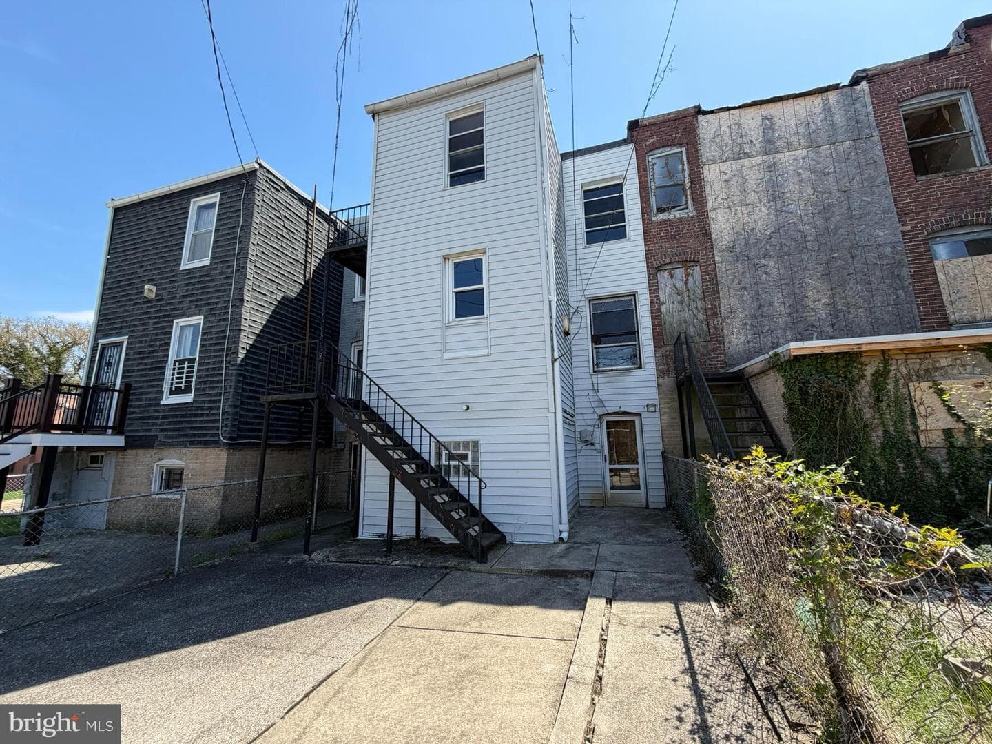 2802 Brighton Street photo 36