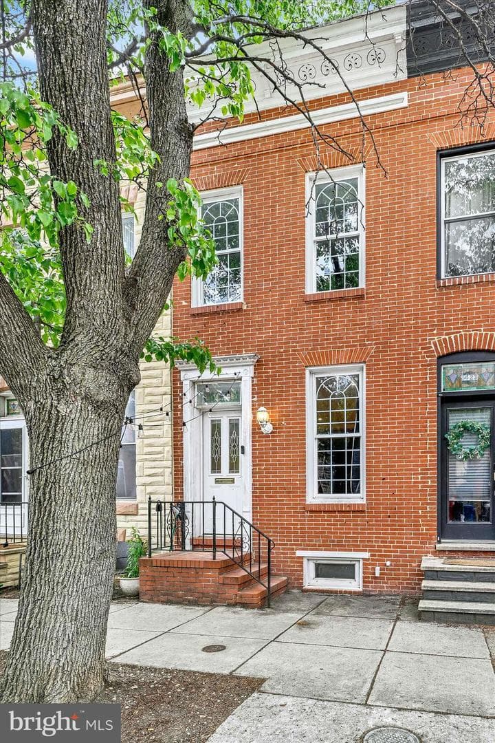 1421 Hull Street photo 2