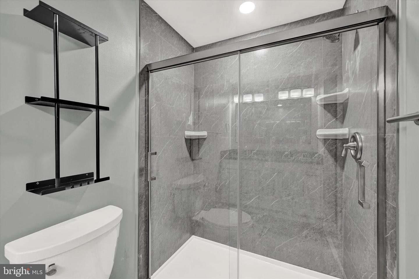 1421 Hull Street photo 24