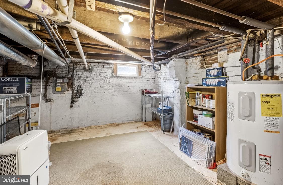 444 E Clement Street photo 26