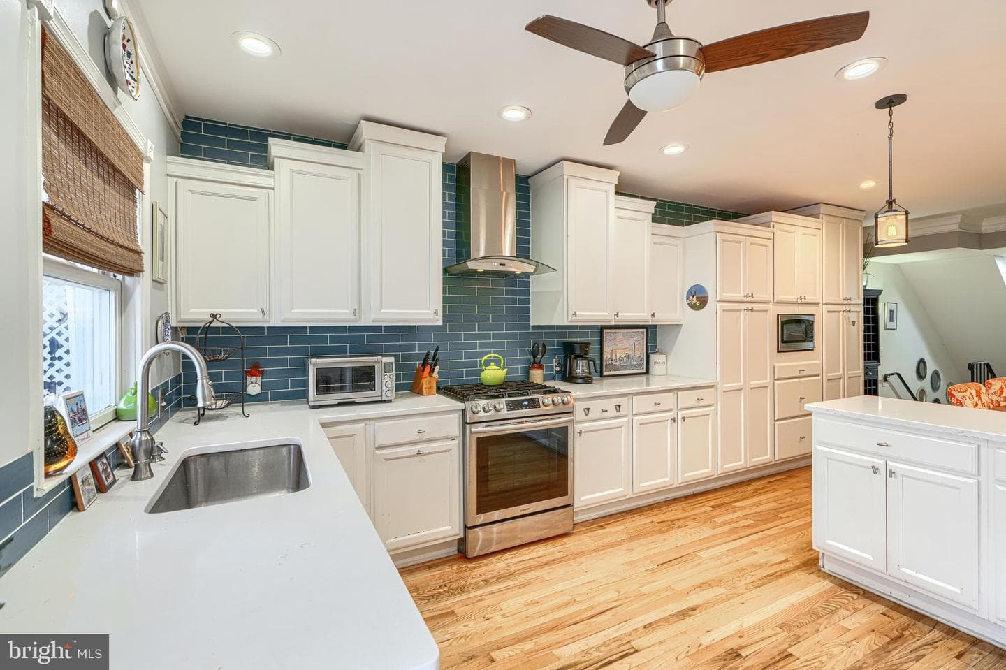 1109 William Street photo 15