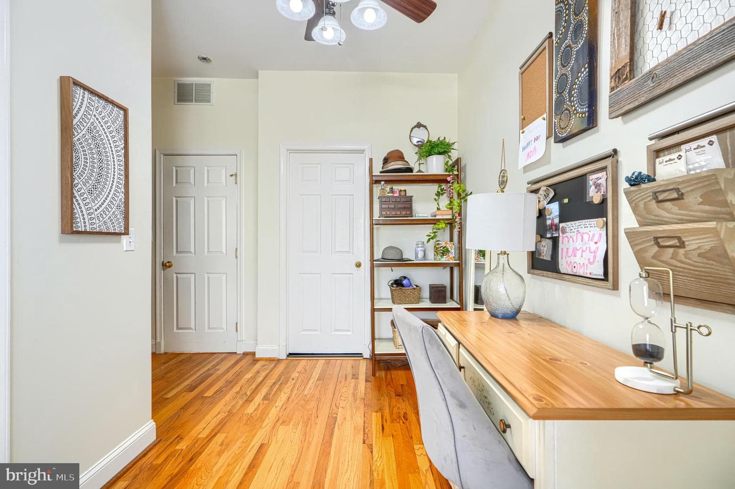 1109 William Street photo 39