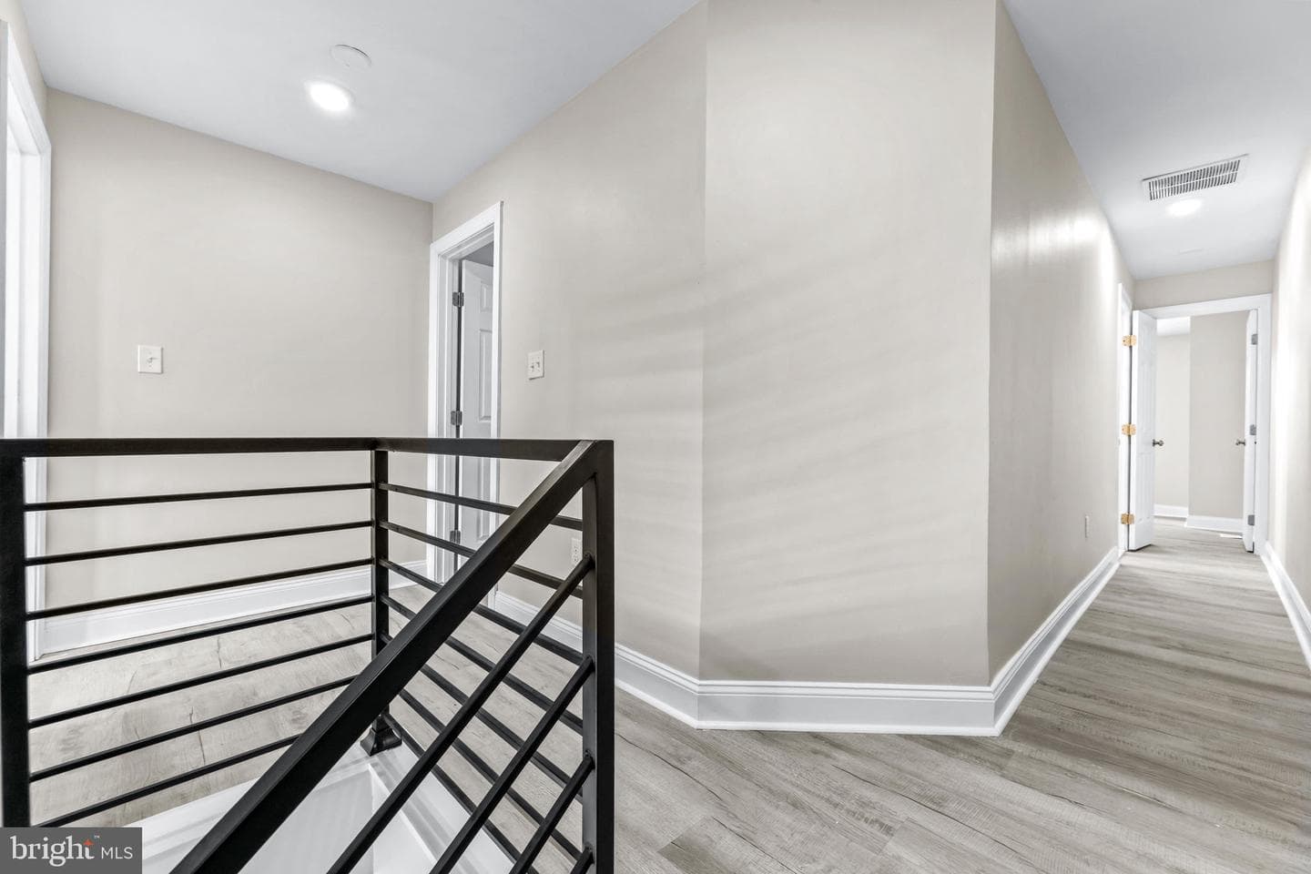 2723 Hampden Avenue photo 18