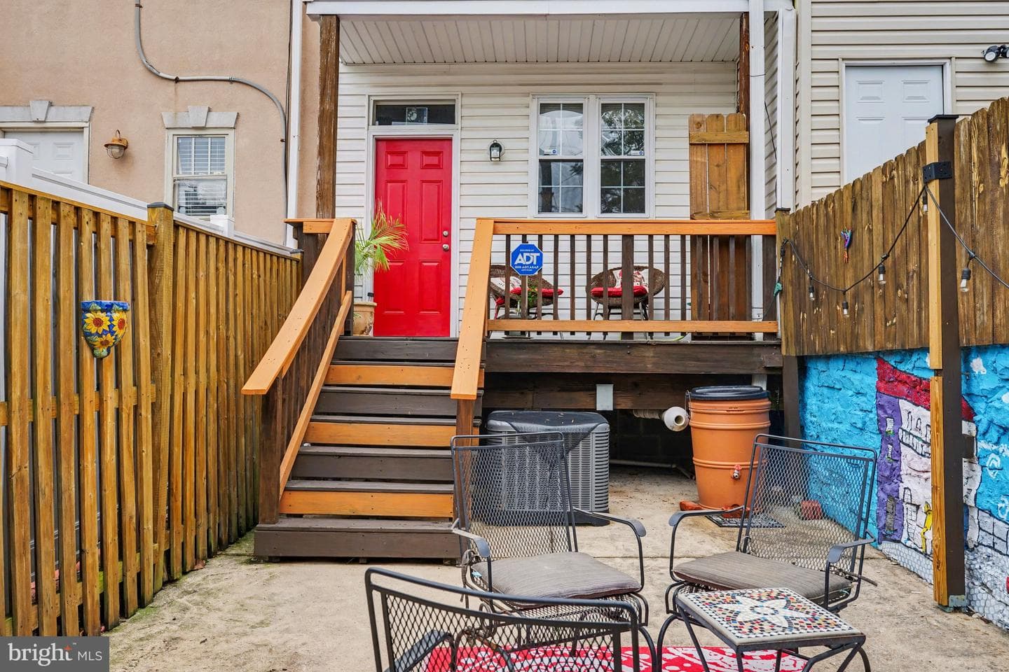145 N Milton Avenue photo 22